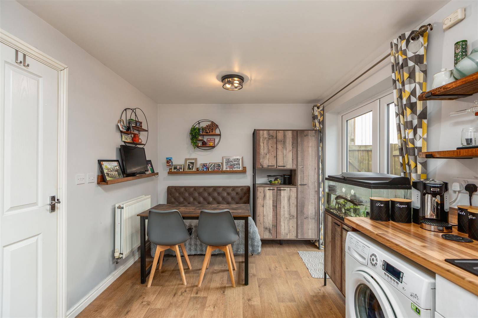 Heol Waungron, Carway, Kidwelly, SA17 4HY
